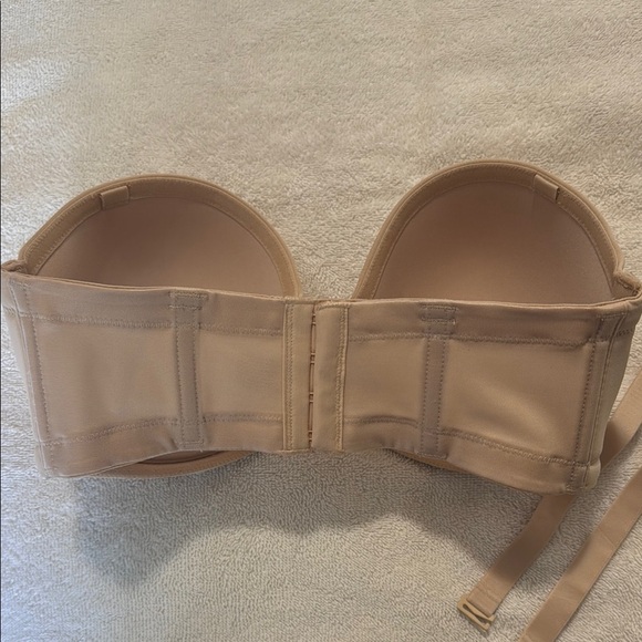 Wacoal Tan Strapless Bra 32DD - Picture 2 of 3